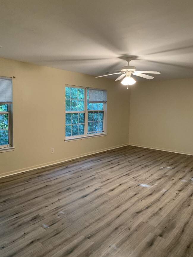 Building Photo - 5185 Hanover St