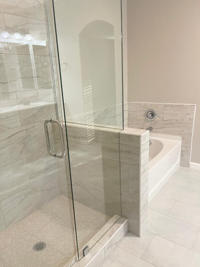 Building Photo - 4700 S Fulton Ranch Blvd