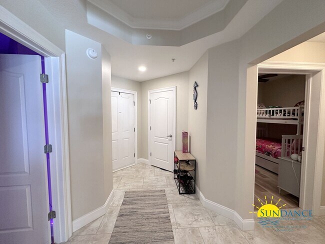 Building Photo - Stunning Waterfront 3 Bedroom Condo at Presidio Yacht Club!