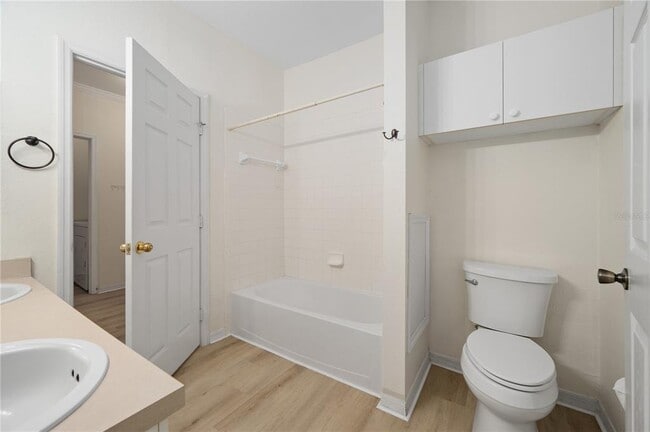 Building Photo - 3593 Conroy Rd