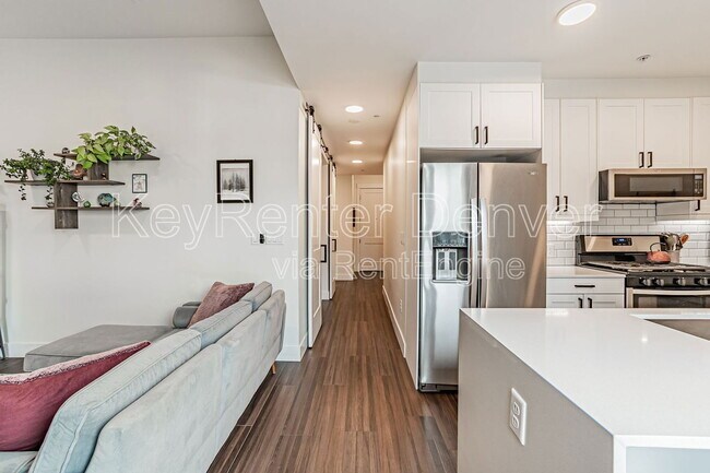 Building Photo - 2876 W 53rd Ave
