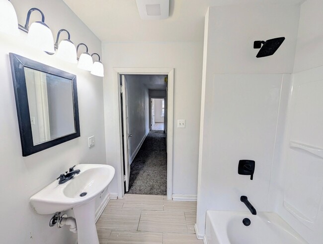 Building Photo - 416 Guilford Ave