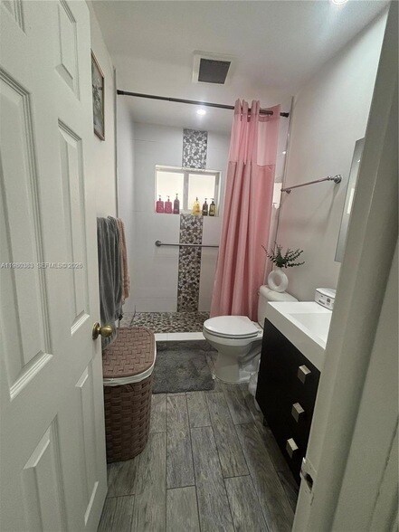 Building Photo - 5271 NW 5th St