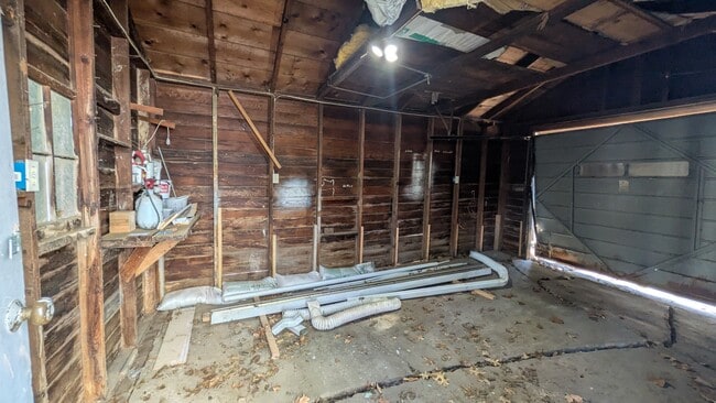 Building Photo - 1109 SW 19th St