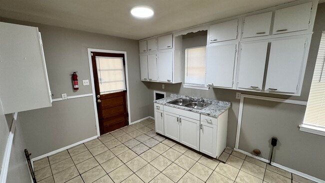 Building Photo - 3056 Arrendale St