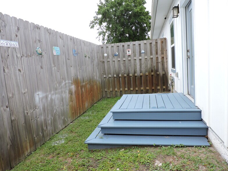 Building Photo - 12610 Erin Lea Ln