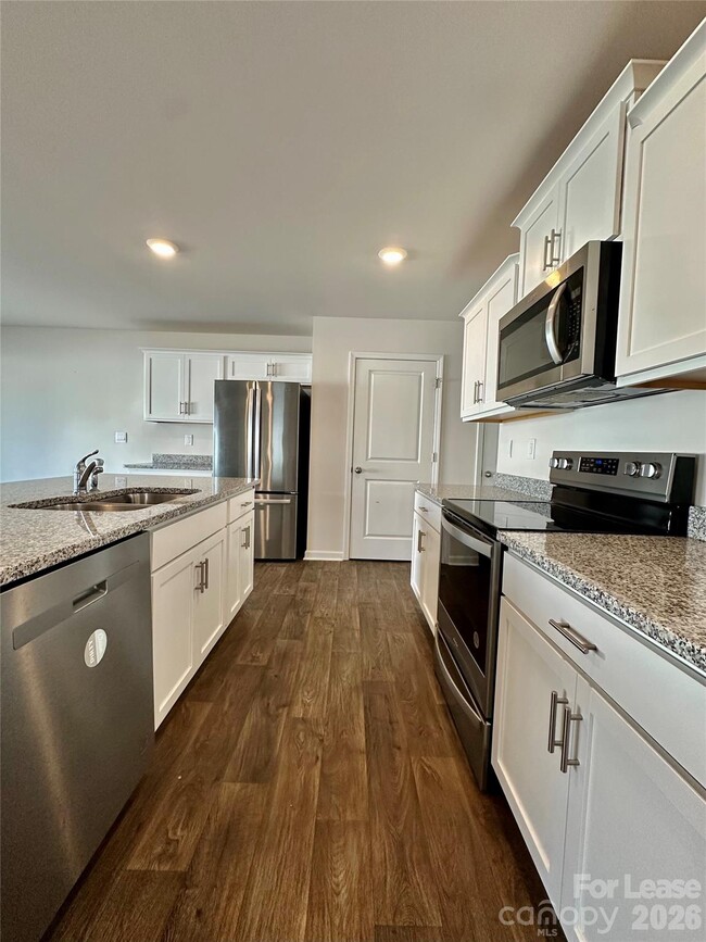 Building Photo - 1603 Blue Velvet Ln