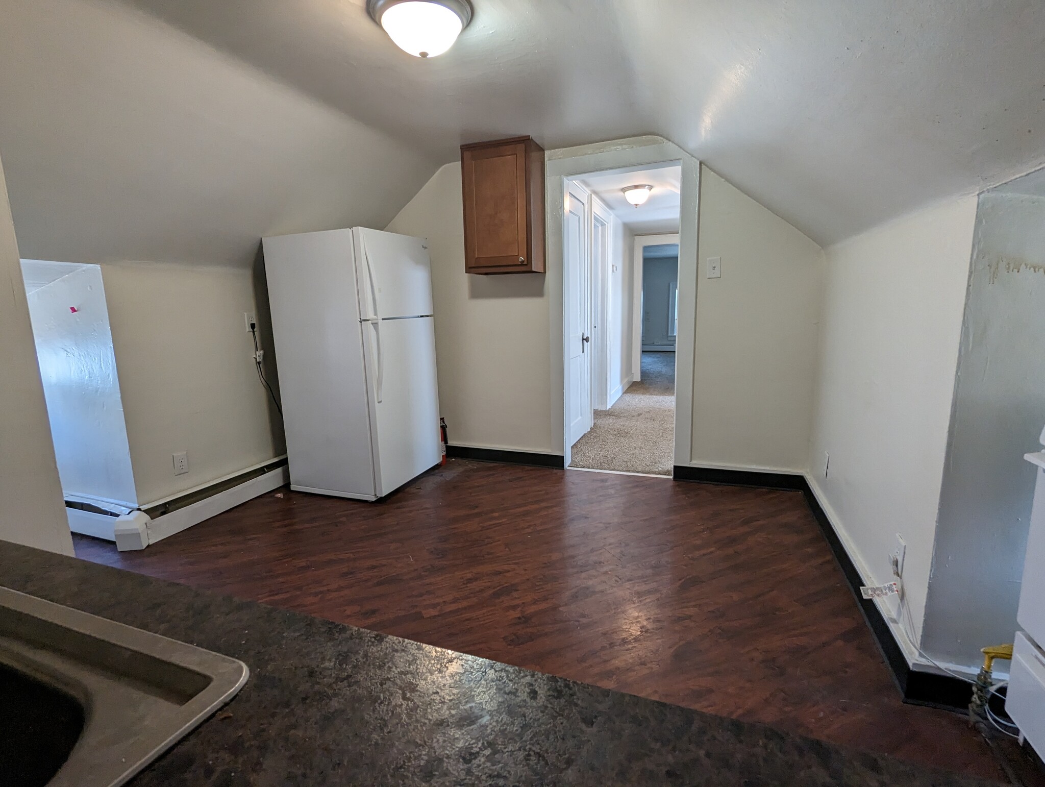 Building Photo - 608 Elmwood Ave