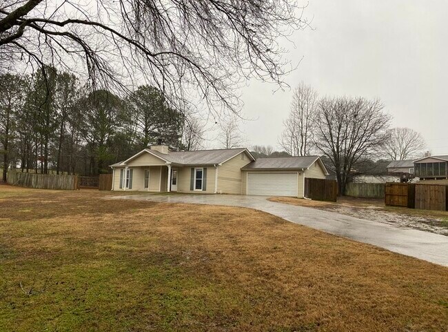 Primary Photo - Auburn Rental