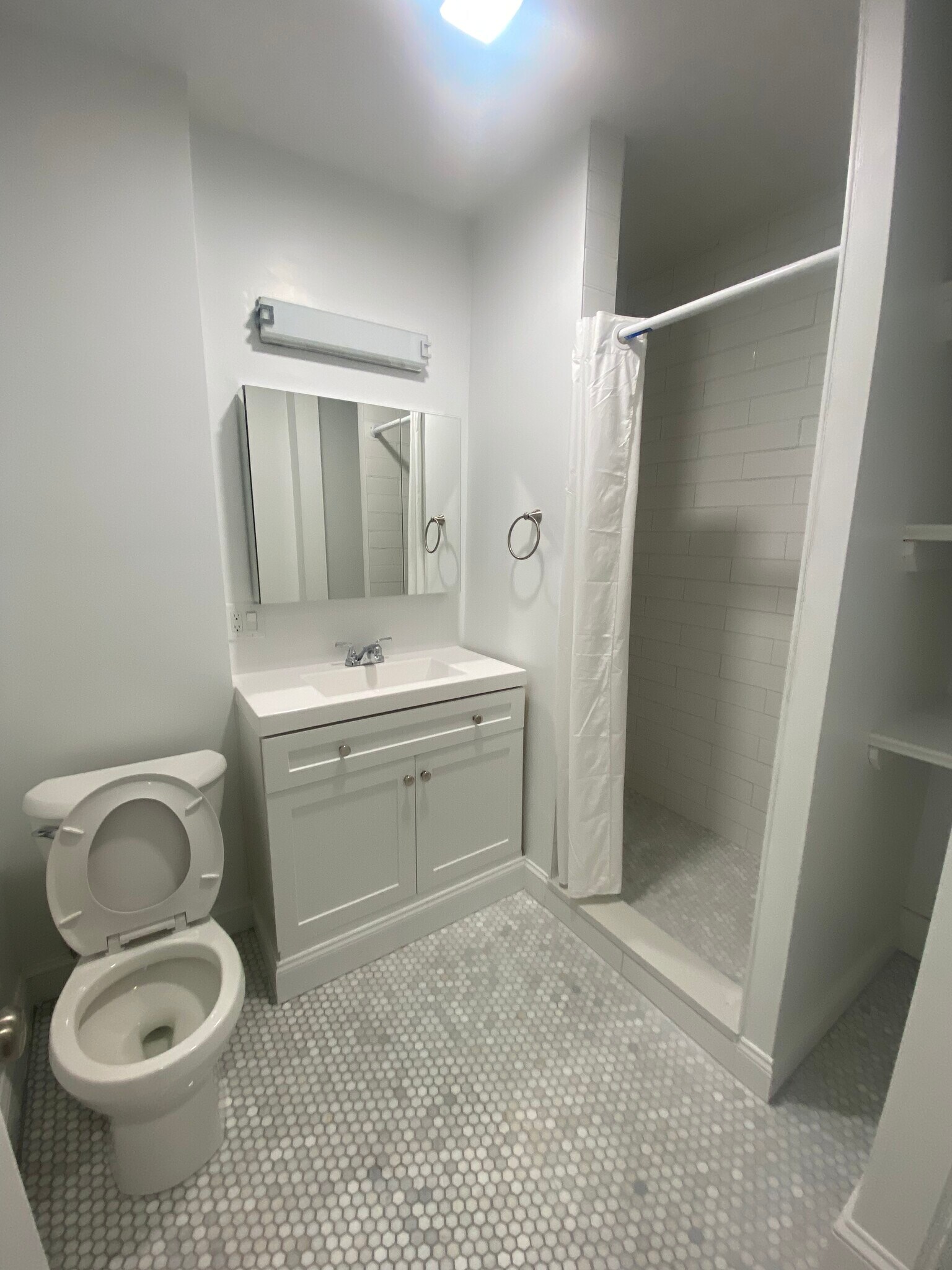 Building Photo - 146 Hemenway St