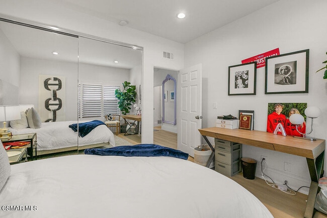 Building Photo - 2181 Brookfield Dr