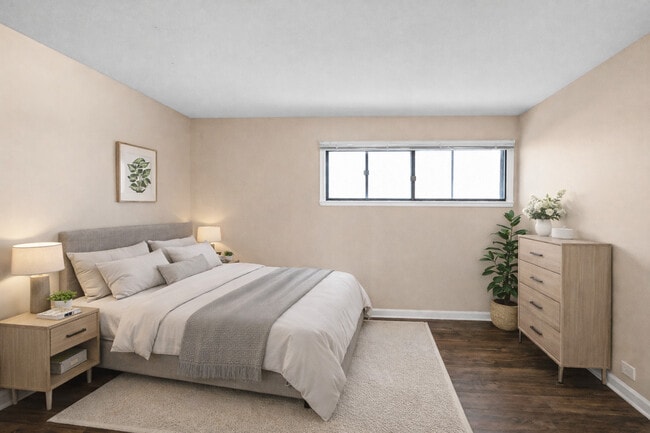 Building Photo - 107 Tonset Ct