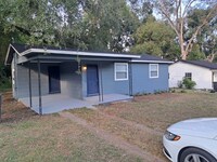 Building Photo - 1508 Pepper Dr