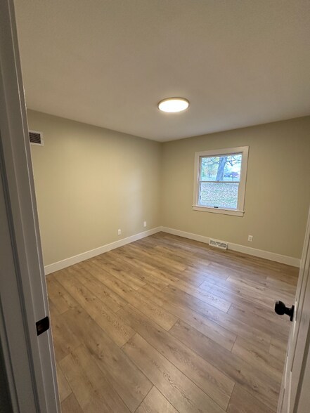 Building Photo - 6610 Lancaster Rd