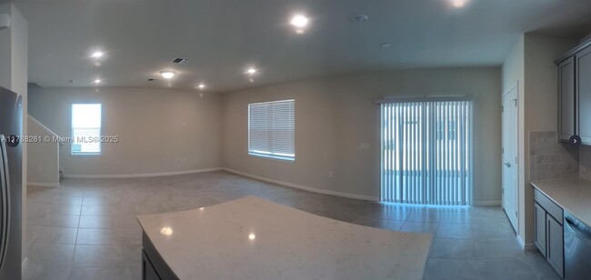 Building Photo - 2031 Alluring Ln