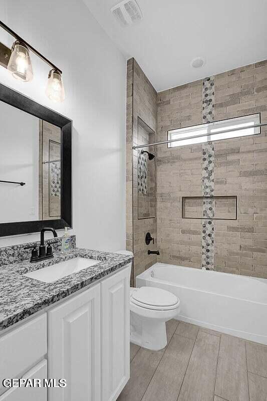 Building Photo - 12365 Desert Wolf Ave