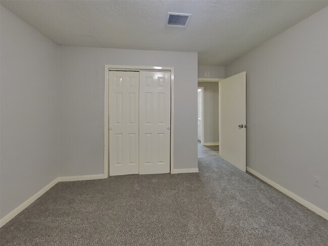 Building Photo - 23107 Earlmist Dr