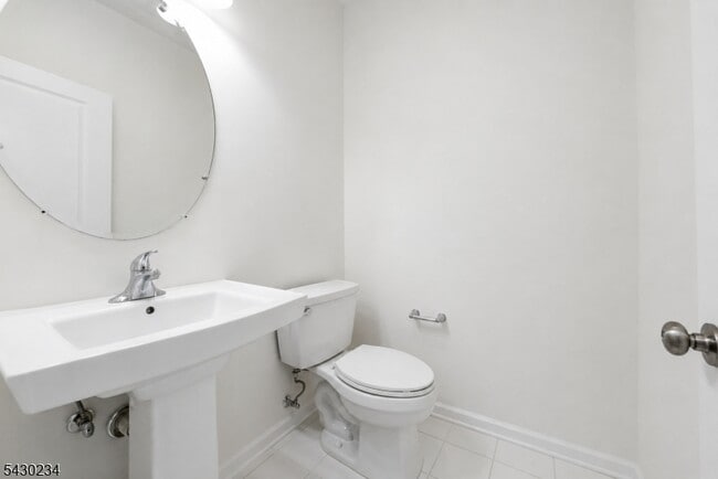 Building Photo - 133 Savoth Ln