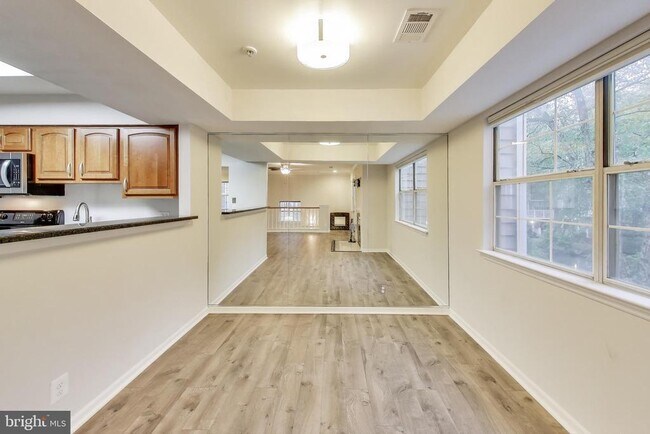 Building Photo - 5801 Inman Park Cir