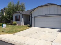 Building Photo - North Valley's 3 bedroom house.