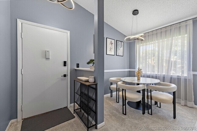 Building Photo - 6540 Chasewood Dr