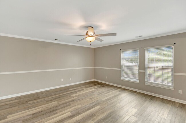 Building Photo - Spacious Cane Bay Home with Pond Views!