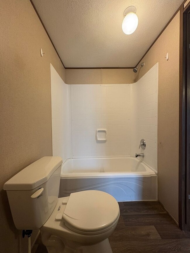 Building Photo - For Rent