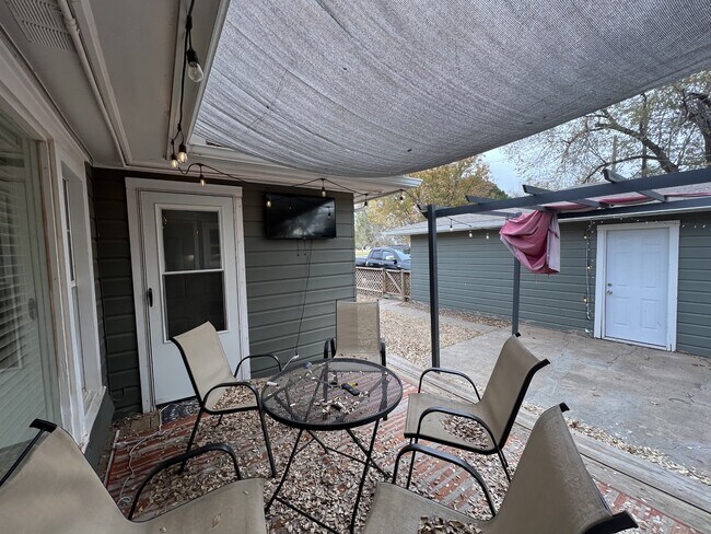 Building Photo - 3101 26th St