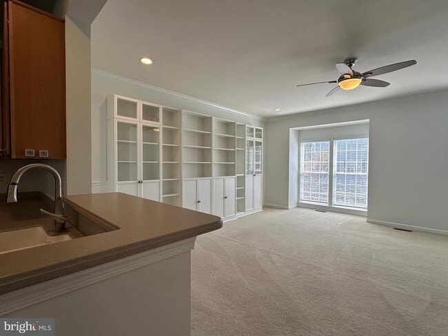 Building Photo - 25274 Gothic Square