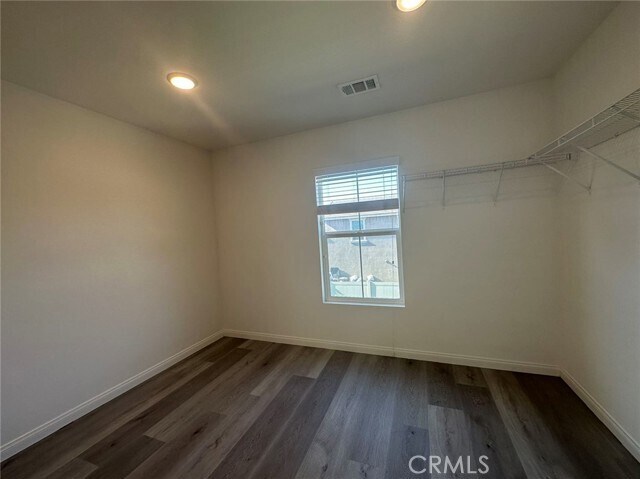 Building Photo - 13100 Irisbend Ave