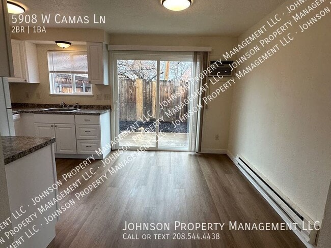 Building Photo - 5908 W Camas Ln