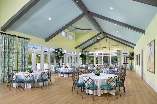 Building Photo - 652 Ocean Hammock Lp