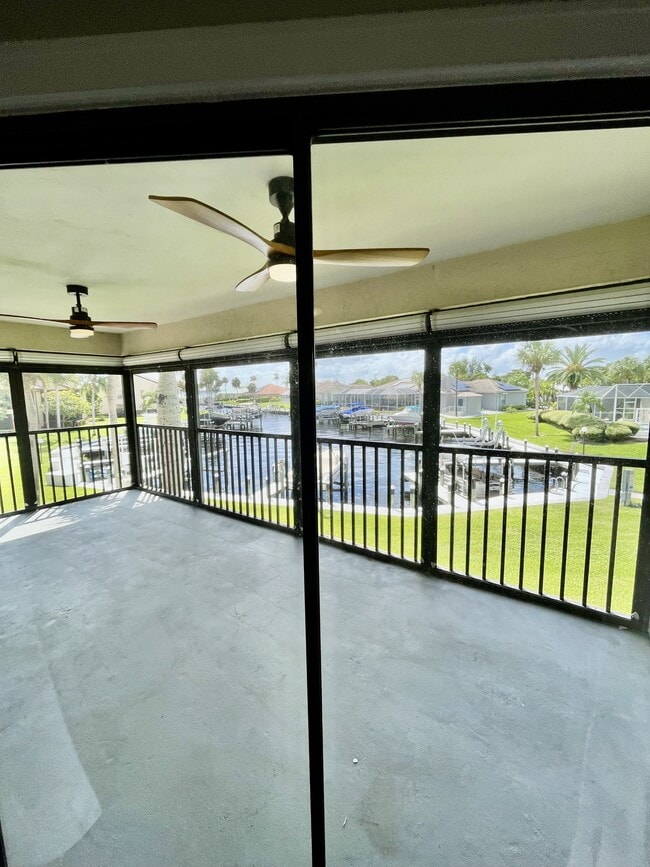 Building Photo - 15493 Admiralty Cir