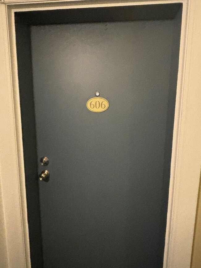 Building Photo - Charming 1bd/1ba Condo – Denver Dry Goods Building - Parking/Utilities Included