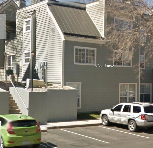 Building Photo - 1301 University Ave