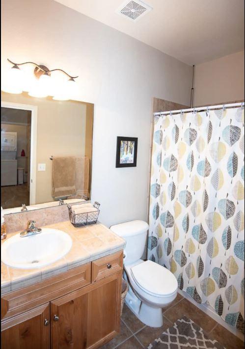 Building Photo - 180 Spinner Ct