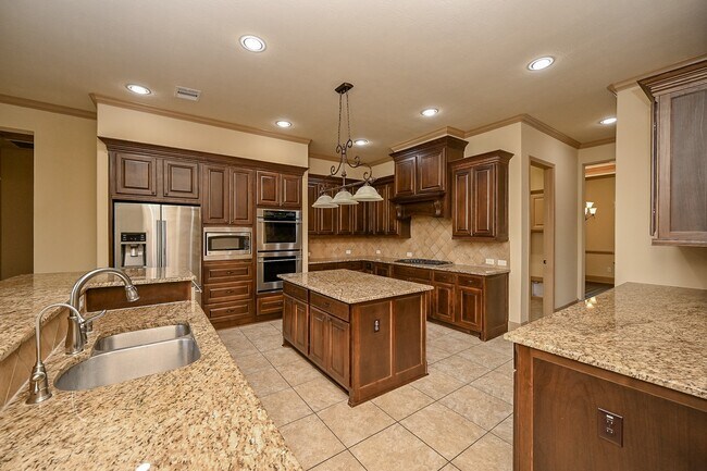 Building Photo - 5327 Sloan Falls Ct