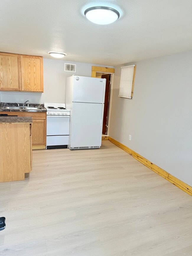 Interior Photo - 115-117 Ruxton Ave