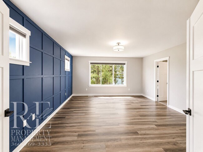 Building Photo - Luxury Poulsbo Retreat with Water Views, Covered Deck & Designer Finishes