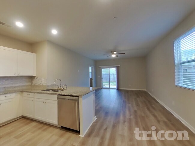 Building Photo - 9150 War Eagles Way