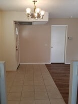 Building Photo - 13294 Wimberly Sq