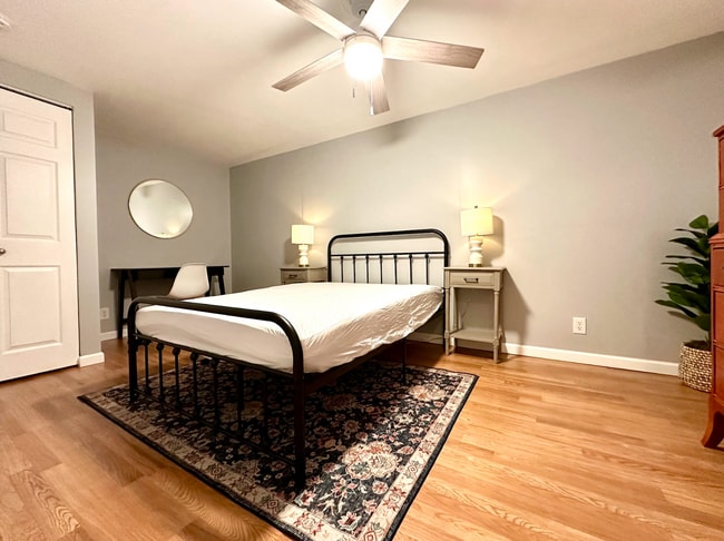 Building Photo - 2006 Utica Pike