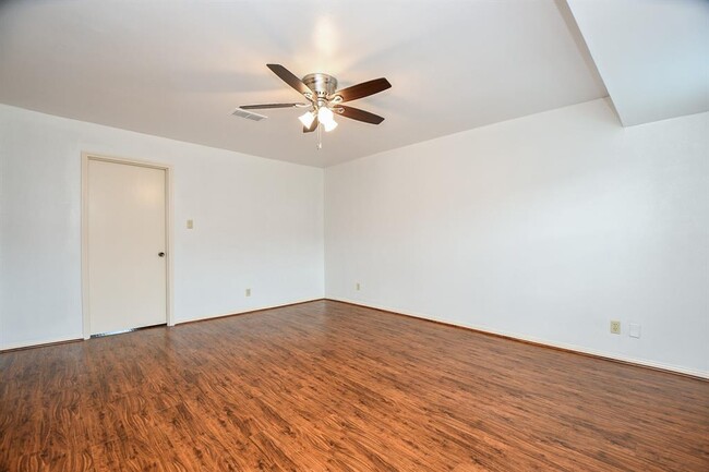 Building Photo - 14535 Still Meadow Dr