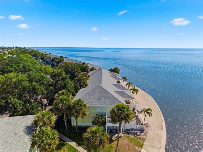 Building Photo - 5280 Coquina Key Dr SE
