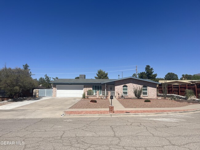 Building Photo - 6709 Los Olivos Ct