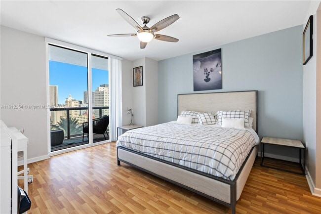 Building Photo - 50 Biscayne Blvd