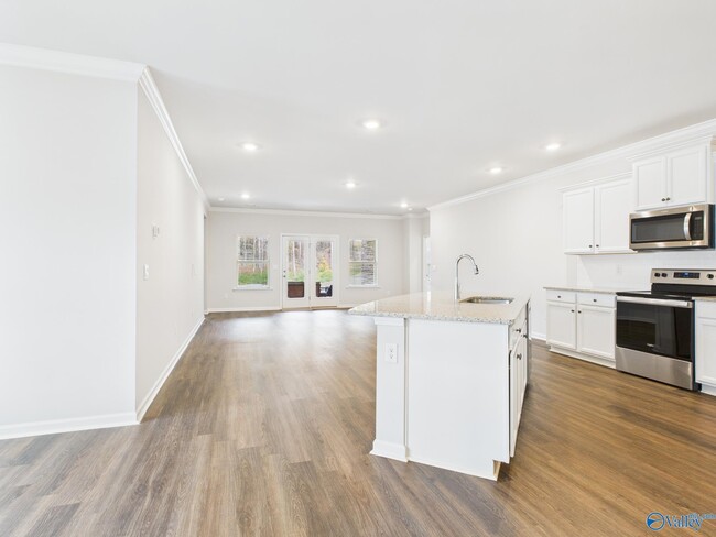 Building Photo - 157 High Leaf Dr