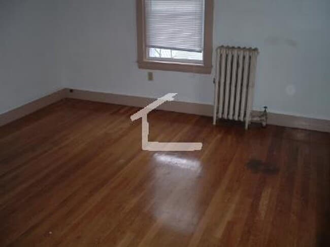 Building Photo - Beautiful 1 Bed 1 Bath Available NOW