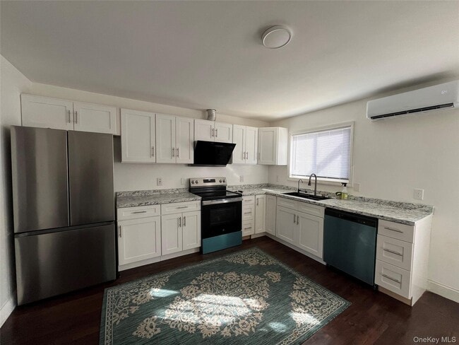 Building Photo - 7 Weather Vane Way