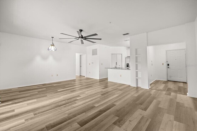 Building Photo - 126 Vista Verdi Cir